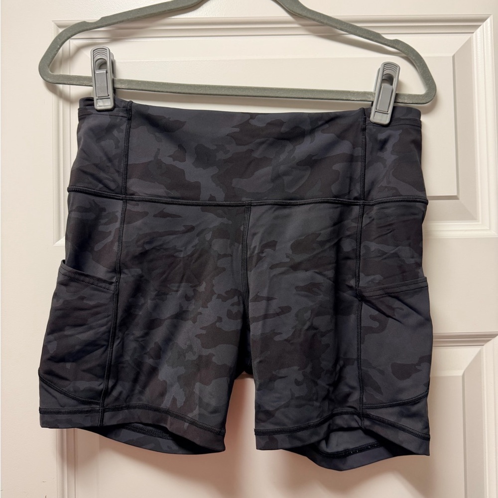 Lululemon Women's Black Camo Shorts